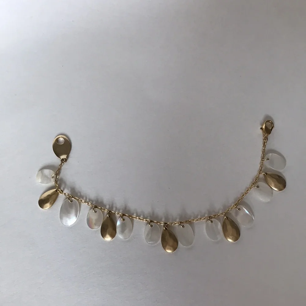 Lauren Ralph Lauren gold plated charm bracelet - Picture 4 of 7